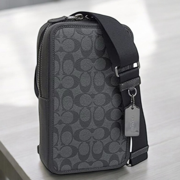 COACH SULLIVAN SHOULDER PACK  Dark Goth Signature Coated Canvas Leather … - Picture 1 of 16